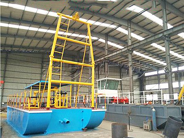 發(fā)往印尼的抽沙船