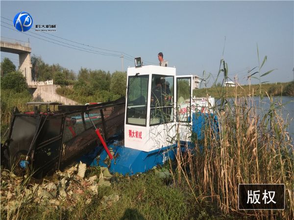 ?江蘇句容全自動水葫蘆打撈船現場視頻